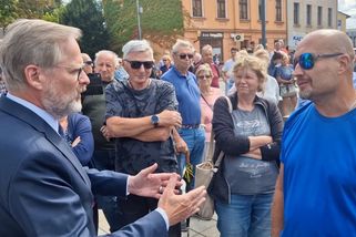 Chcete mi vrazit? Fiala v Jihlavě zaskočil neodbytného odpůrce - Novinky